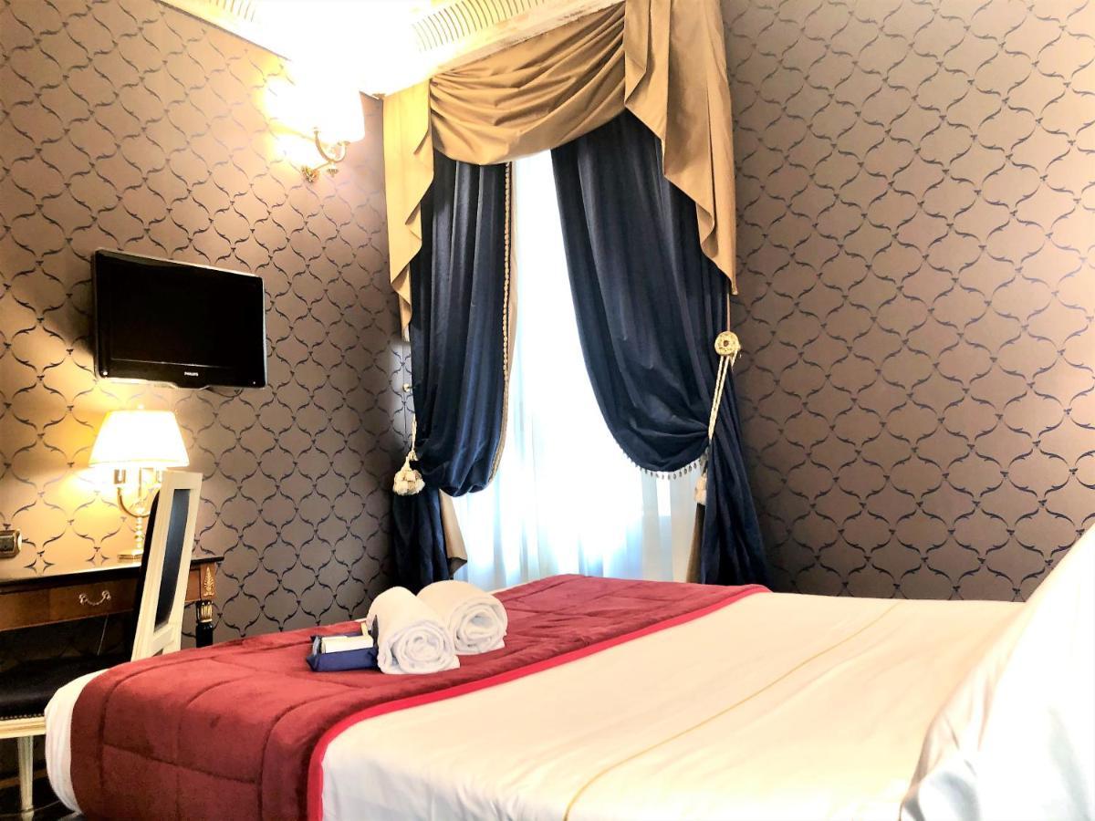 Hotel Manfredi Suite In Rzym Zewnętrze zdjęcie